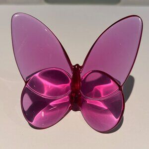 Baccarat Pink Crystal Butterfly Figurine / Paperweight Fuchsia Art Glass Decor